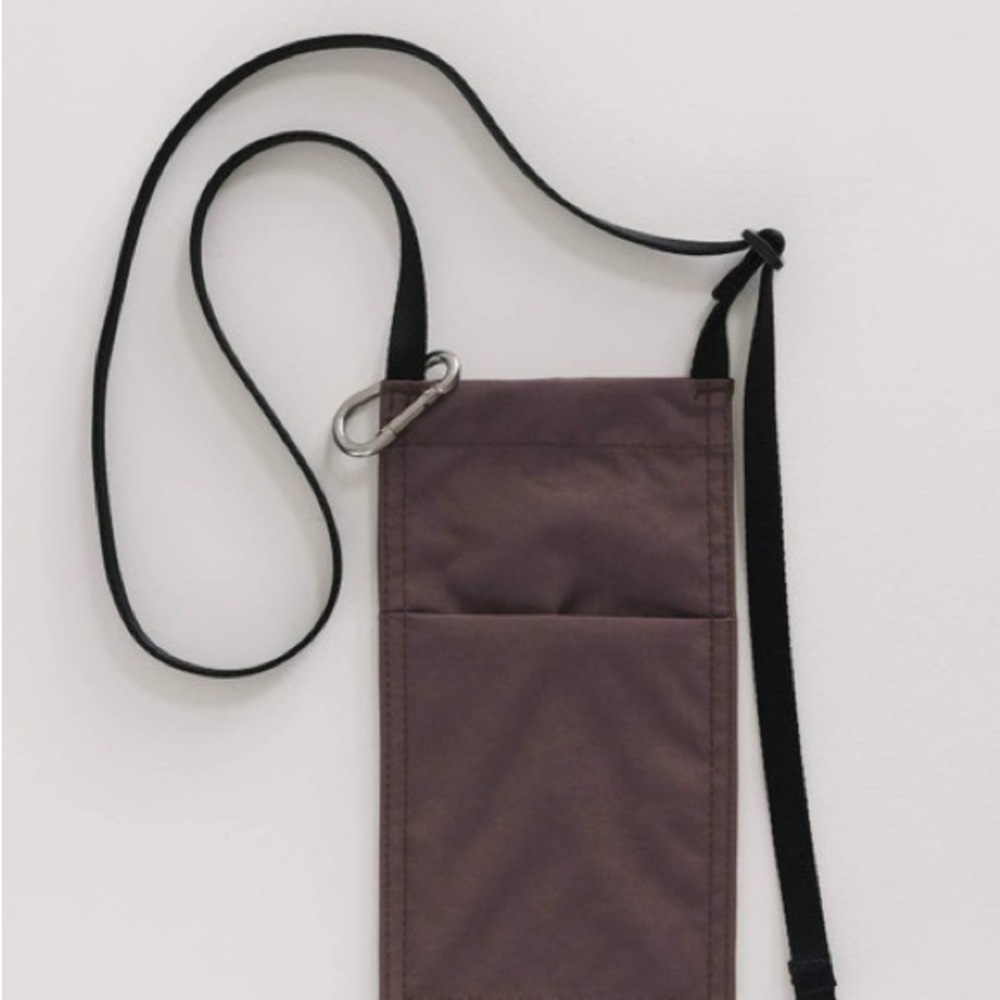 Baggu phone sling in purple